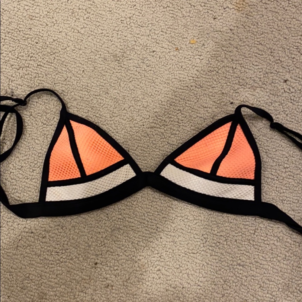 Triangl swimsuit top